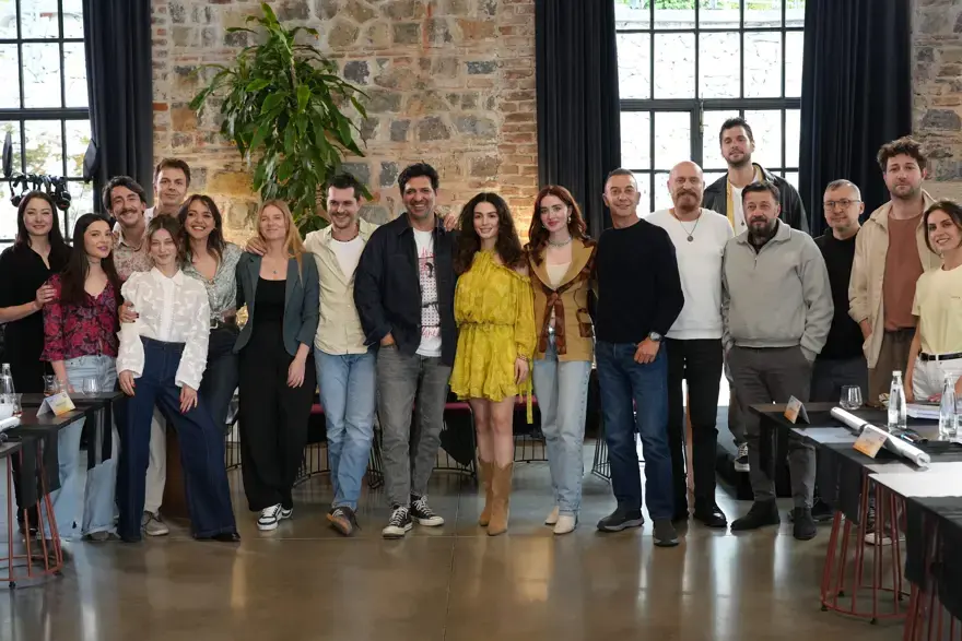 Star TV’nin yeni dizisi Doğanın Kanunu 2026-27 sezonunda başlıyor. Alperen Duymaz ve Özge Yağız başrolde. İşte Doğanın Kanunu oyuncuları tam liste!