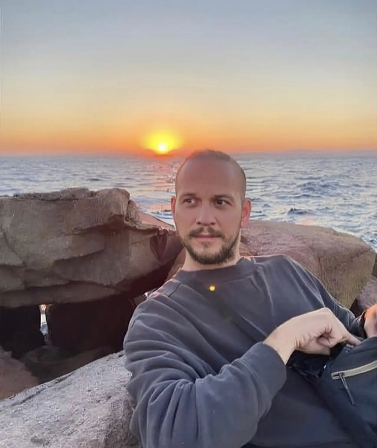 Öner Erkan kimdir, kaç yaşında, aslen nereli, boyu kaç cm, kilosu kaç, hangi dizilerde ve filmlerde rol aldı, hangi tiyatro oyunlarında sahneye çıktı, hangi ödülleri kazandı? İşte başarılı oyuncunun hayatı ve merak edilen tüm detaylar…