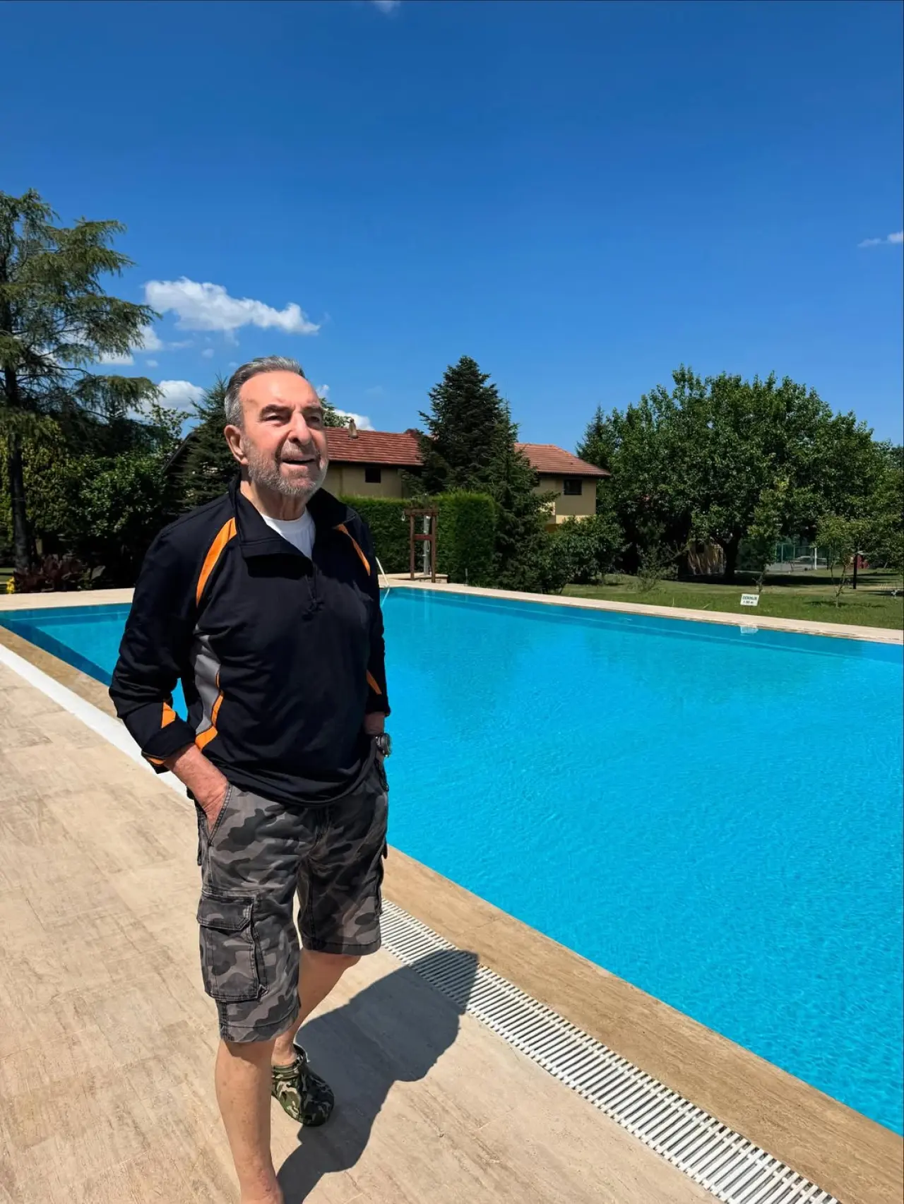 Zafer Ergin kimdir, kaç yaşında, aslen nereli, hangi dizilerde ve filmlerde rol aldı, hangi karakterlerle hafızalara kazındı? İşte Kurtlar Vadisi ve Arka Sokaklar dizileriyle tanınan usta oyuncu hakkında tüm detaylar…